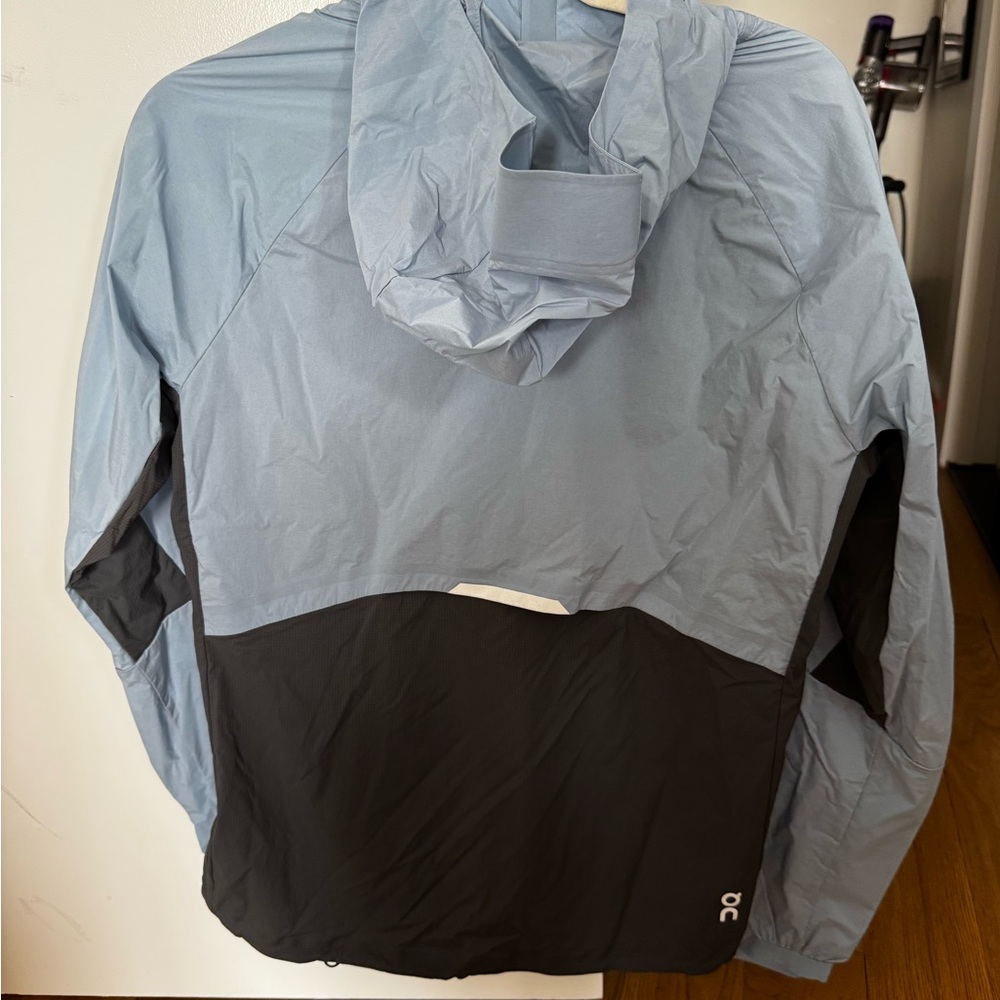 On Core Jacket - Picture 2 of 5